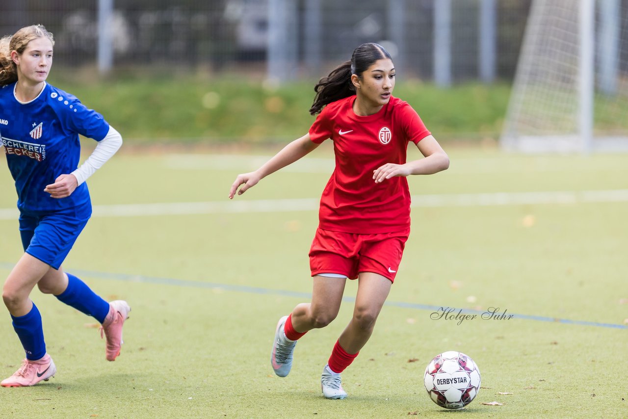 Bild 131 - wCJ Eimsbuettler TV - FC Rosengarten : Ergebnis: 2:0
